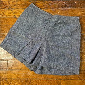 When Life Gives You Linen Shorts